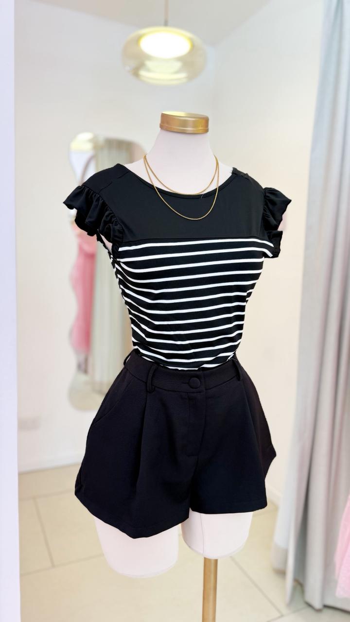 Blusa Negra con Rayas Blancas, lazo en la espalda - Basics by Maoosuri